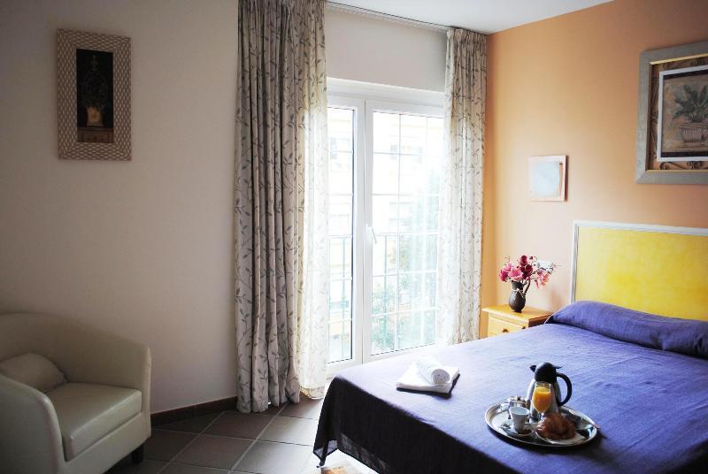 Hotel Maria Cristina La Cala Del Moral Værelse billede